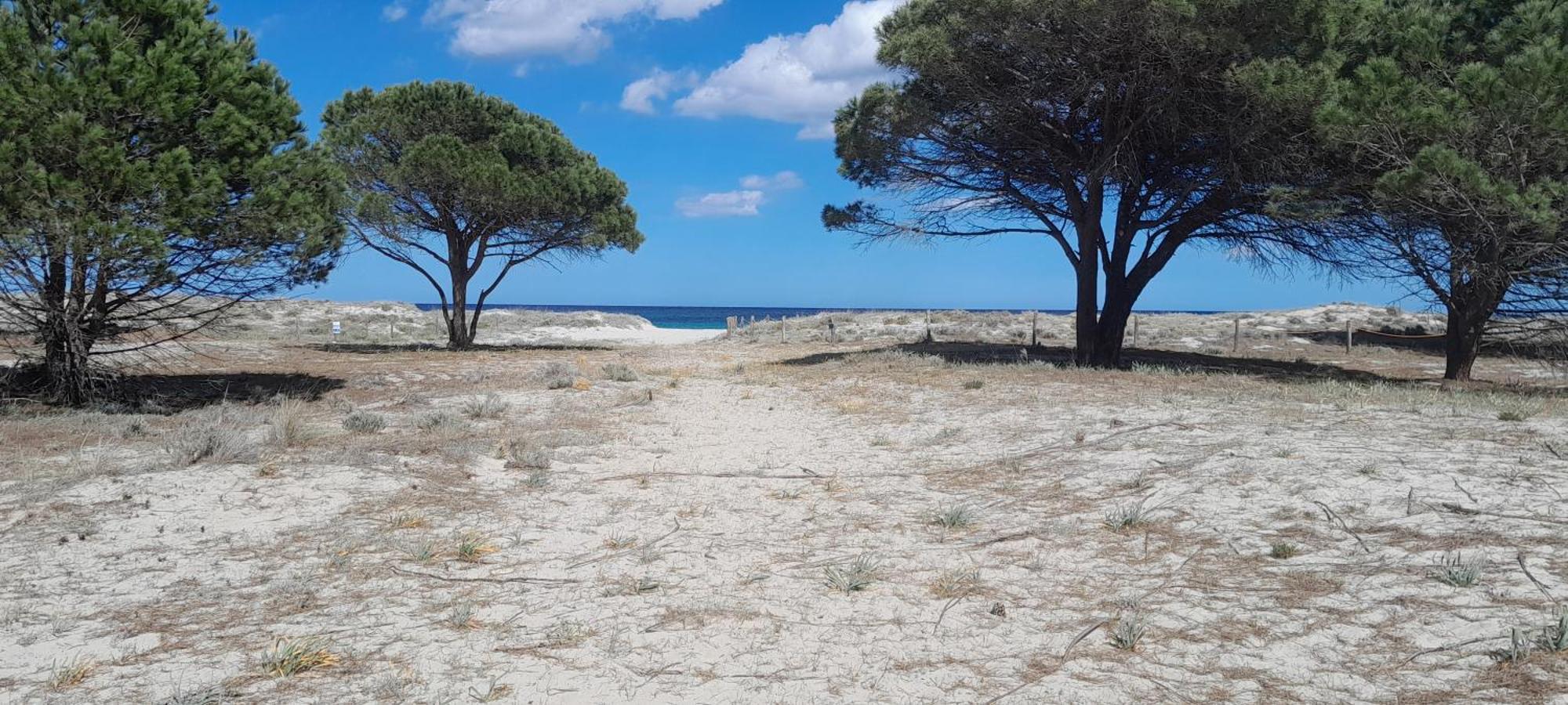 Resort Abbaia Ba Budoni Exteriör bild